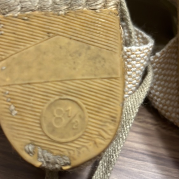 Lord and Taylor striped espadrilles with ties around ankle. - Picture 16 of 16